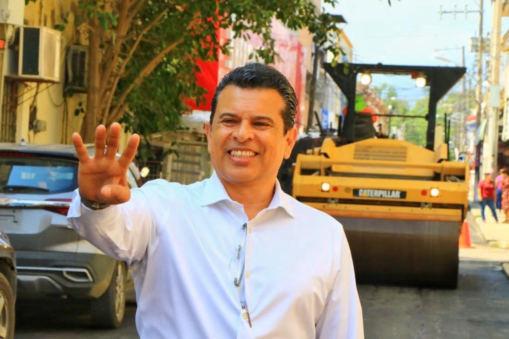 Seguirán trabajos de repavimentación en el centro y calles principales de Victoria: Gattás Báez