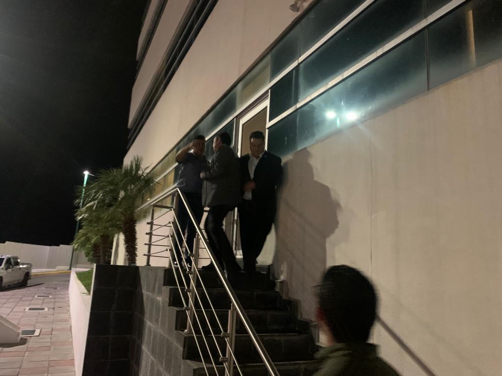 Se atrincheran diputados de MORENA para no entregar la JUCOPO. Panistas hacen lo propio para tomar posesión del poder legislativo dé Tamaulipas.