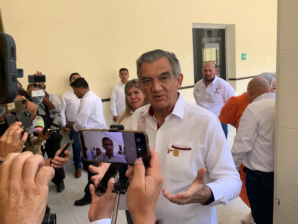 Descartan cambios en el gabinete estatal. Pero funcionarios se siguen evaluando.