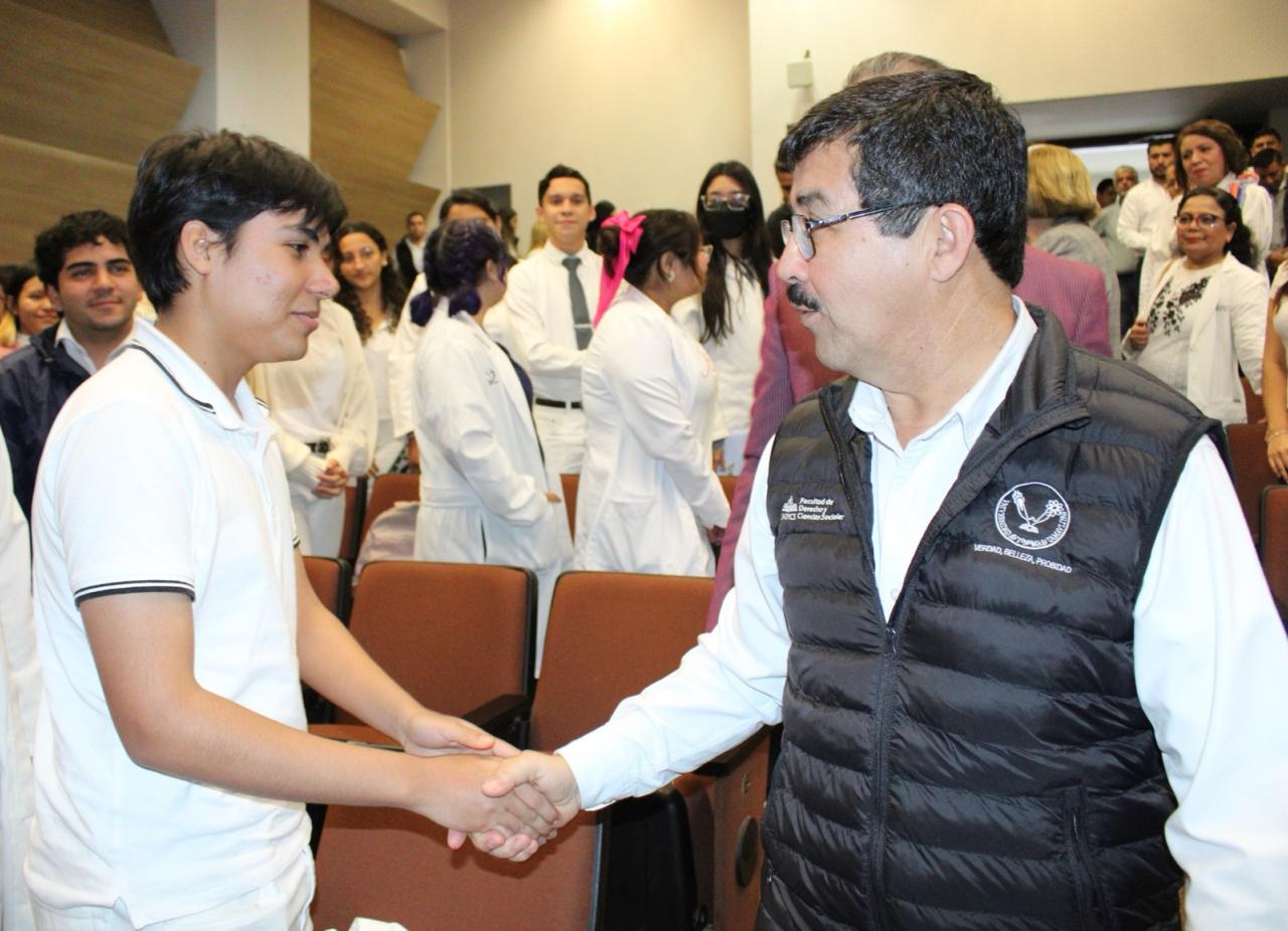 Plantean nuevos proyectos para la Facultad de Medicina de la UAT en Tampico