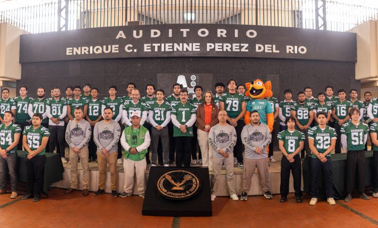 Rector de la UAT y universitarios conviven en jornada estudiantil