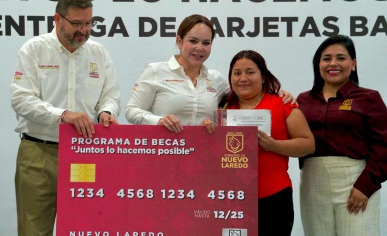 REFRENDA ALCALDESA CARMEN LILIA CANTUROSAS COMPROMISO CON EDUCACIÓN; INICIA ENTREGA DE BECAS DE PRIMARIA Y EDUCACIÓN ESPECIAL