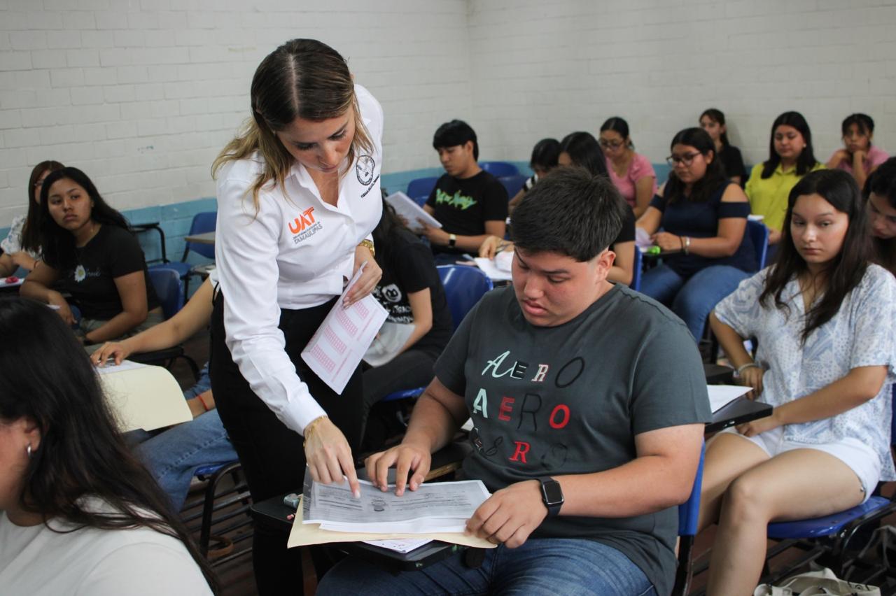 Recibe la UAT a miles de jóvenes en el examen de admisión EXANI-II
