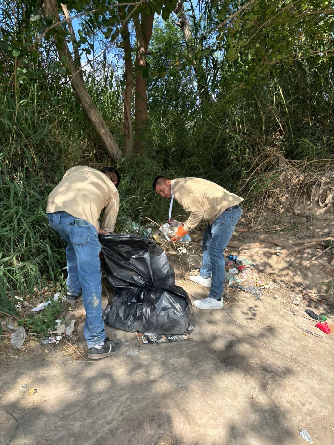 GOBIERNO MUNICIPAL ENCABEZA BRIGADA DE LIMPIEZA EN LA RIBERA DEL RÍO BRAVO POR EL DÍA MUNDIAL DEL MEDIO AMBIENTE