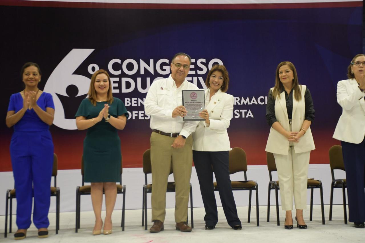 Reconocen a la Benemérita Escuela Normal Federativa de Tamaulipas con Premio Mundial a la Ciencia