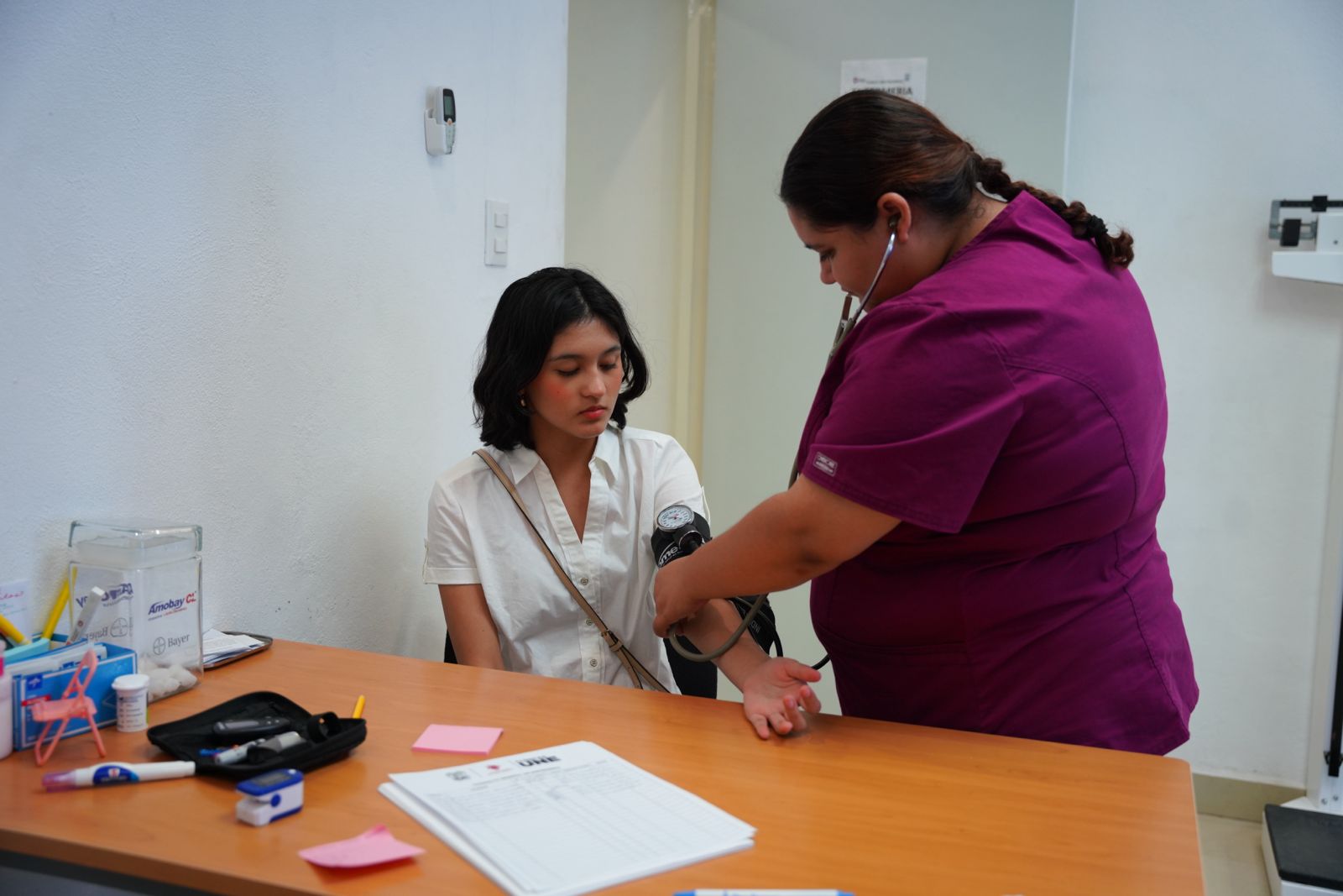 ENTREGA GOBIERNO MUNICIPAL MÁS DE MIL CERTIFICADOS MÉDICOS GRATUITOS; INVITA ALCALDESA A APROVECHAR ÚLTIMOS DÍAS DE CAMPAÑA