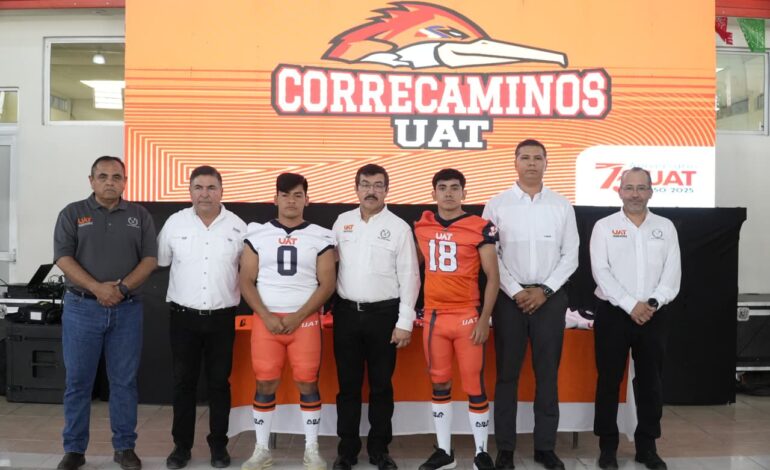 Entrega rector uniformes a Correcaminos UAT de la Liga Mayor ONEFA