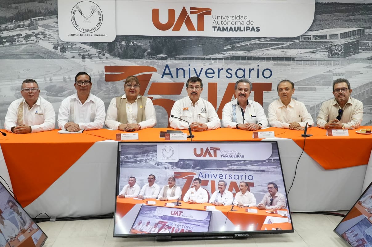 Destaca rector logros que consolidan crecimiento y transparencia de la UAT •	En reunión con el Patronato Universitario, el rector Dámaso Anaya informó los avances en proyectos de infraestructura y cobertura educativa, reafirmando el compromiso con los procesos de transparencia y rendición de cuentas.