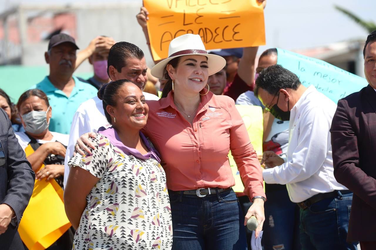 CARMEN LILIA CANTUROSAS: UNA MUJER QUE SABE GOBERNAR Y QUE IMPULSÓ LA TRANSFORMACIÓN