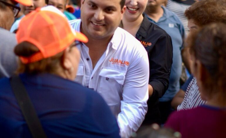 Juanjo Salazar: “El agua no se centraliza, se garantiza”  Juanjo Salazar señaló que el agua no debe ser utilizada como bandera partidista y llamó a que la Ley General de Aguas surja de la consulta ciudadana.