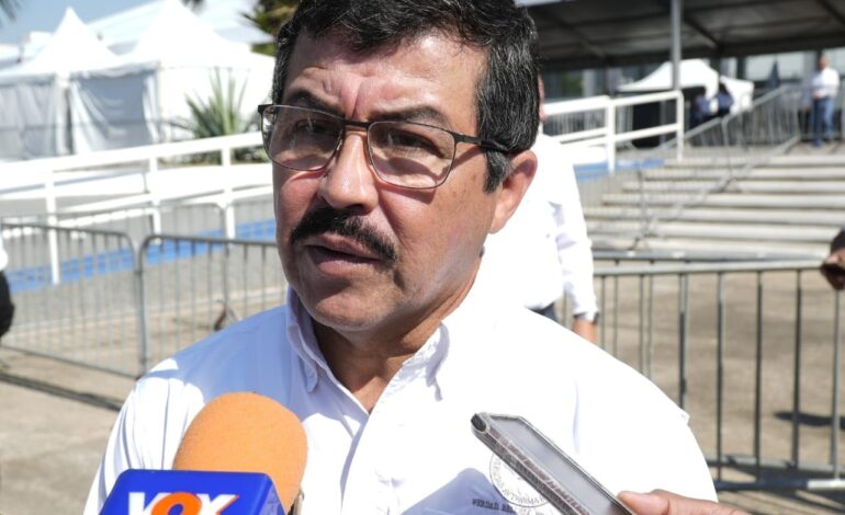 Anuncia el rector Dámaso Anaya más proyectos de la UAT y el Gobierno de Tamaulipas para fortalecer el desarrollo de la entidad •	Indicó que se entregarán Proyectos Ejecutivos eficientes para su implementación con el sector productivo.