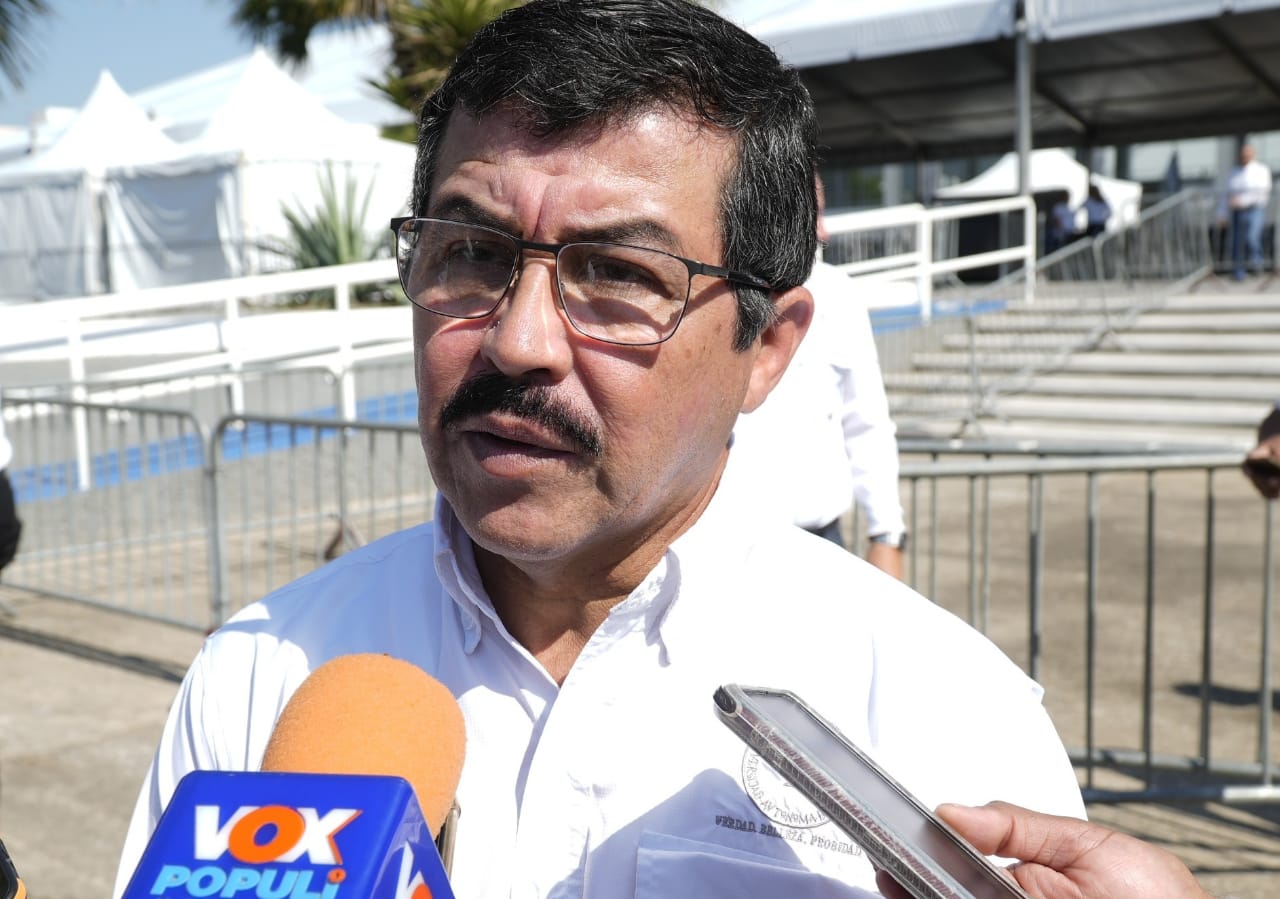 Anuncia el rector Dámaso Anaya más proyectos de la UAT y el Gobierno de Tamaulipas para fortalecer el desarrollo de la entidad •	Indicó que se entregarán Proyectos Ejecutivos eficientes para su implementación con el sector productivo.