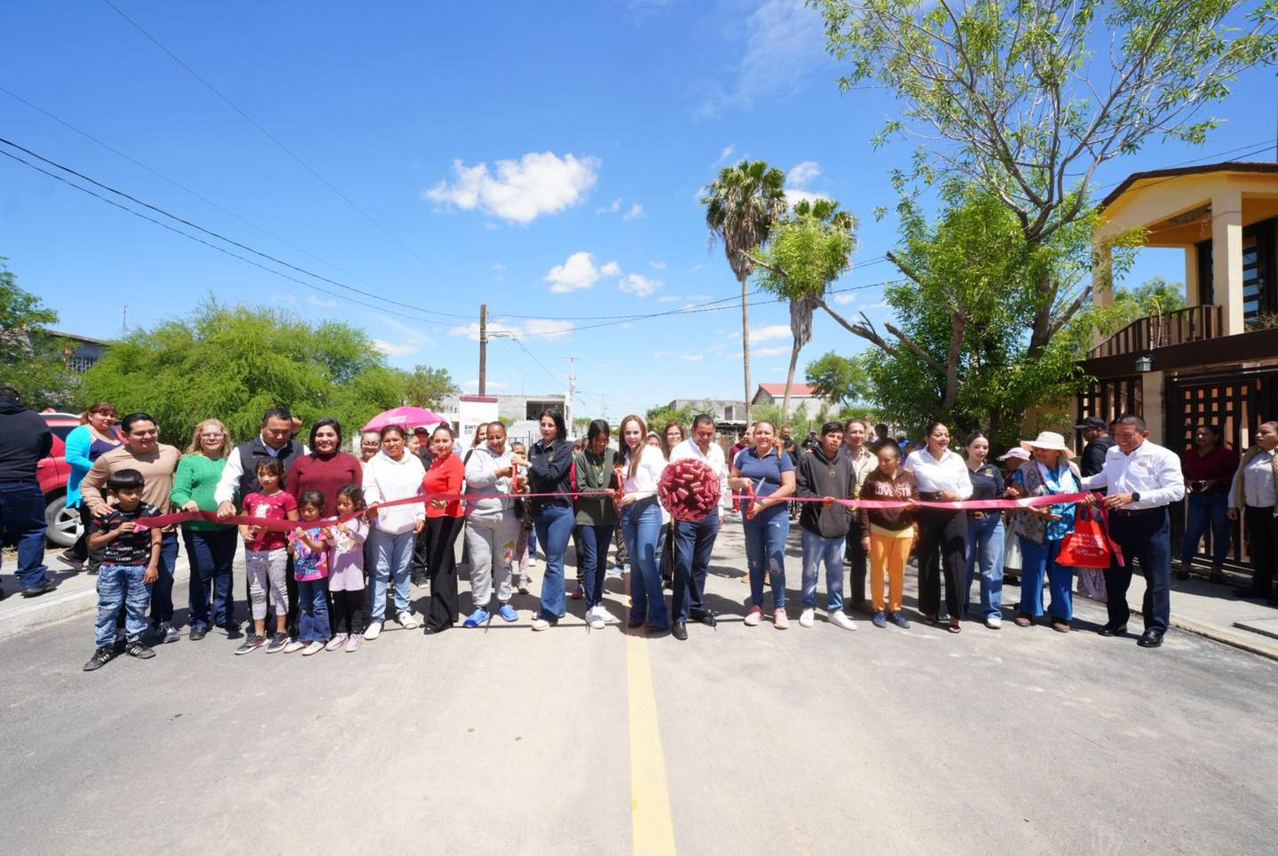GOBIERNO MUNICIPAL TRANSFORMA CON PAVIMENTACIÓN LAS COLONIAS 150 ANIVERSARIO, CAVAZOS LERMA Y LOS ÁLAMOS