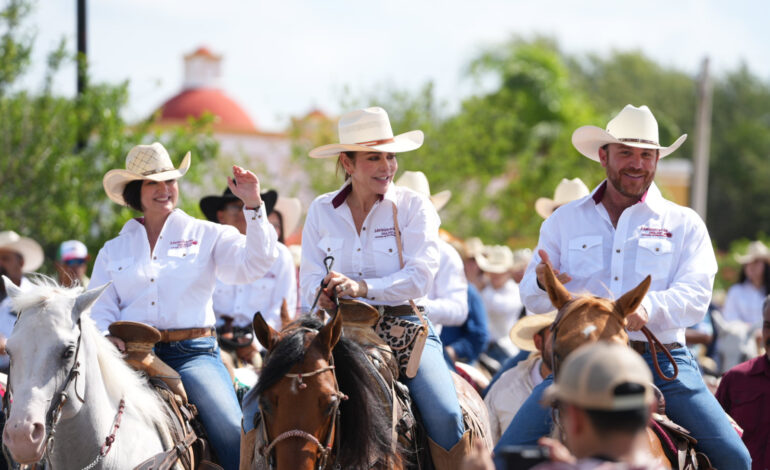 FORTALECE CARMEN LILIA CANTUROSAS LAZOS DE HERMANDAD CON NUEVA CIUDAD GUERRERO; SE UNE A TRADICIONAL CABALGATA DE SAN JUAN