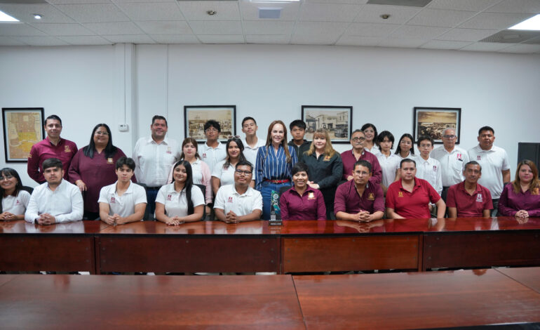 CARMEN LILIA CANTUROSAS RECONOCE A CAMPEONES DEL INTERPREPARATORIAS 2026 Y REAFIRMA COMPROMISO CON LA EDUCACIÓN