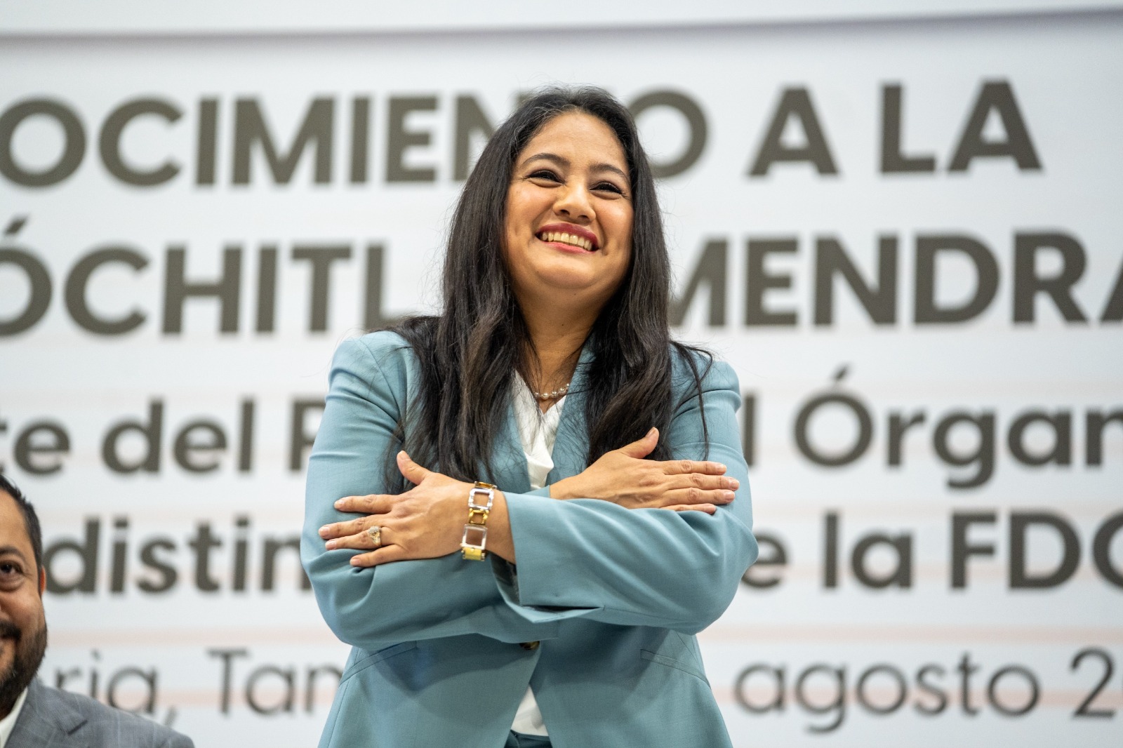 Reconoce UAT trayectoria judicial de su distinguida egresada Xóchitl Almendra Hernández Torres