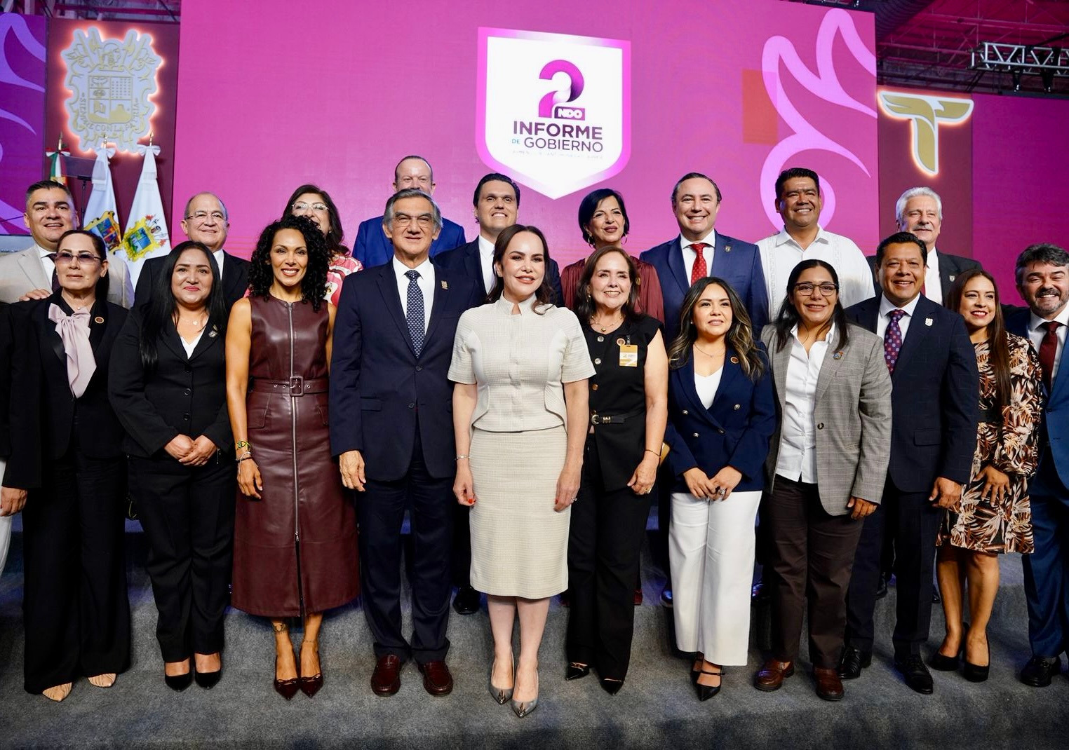 RESULTADOS QUE TRASCIENDEN: LEGISLADORES RECONOCEN LIDERAZGO DE CARMEN LILIA CANTUROSAS